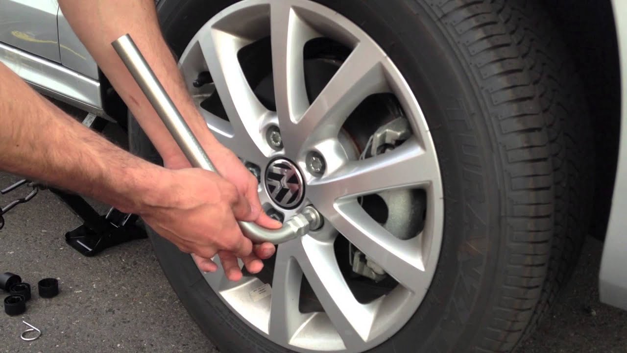Lug Nut Removal & Stripped Lug Nut Extraction